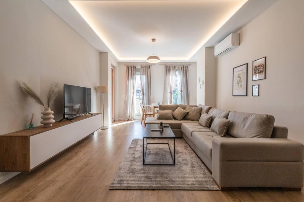 Green Leaf Apartment Тирана Экстерьер фото